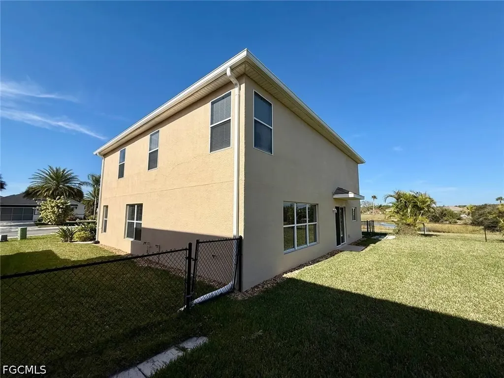 18168 Horizon View Boulevard Lehigh Acres FL 33972