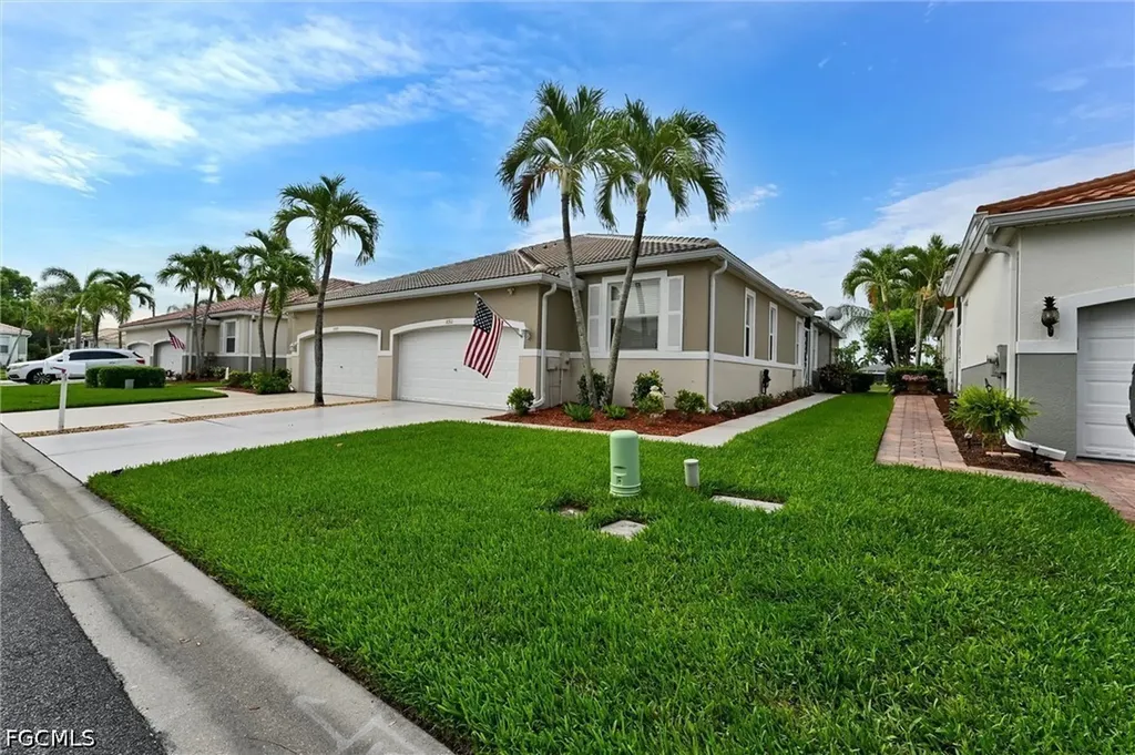 8911 Cranes Nest Court Fort Myers FL 33908
