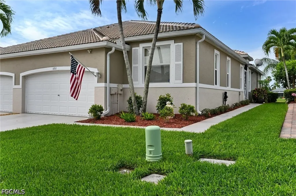 8911 Cranes Nest Court Fort Myers FL 33908