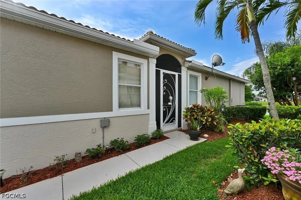 8911 Cranes Nest Court Fort Myers FL 33908