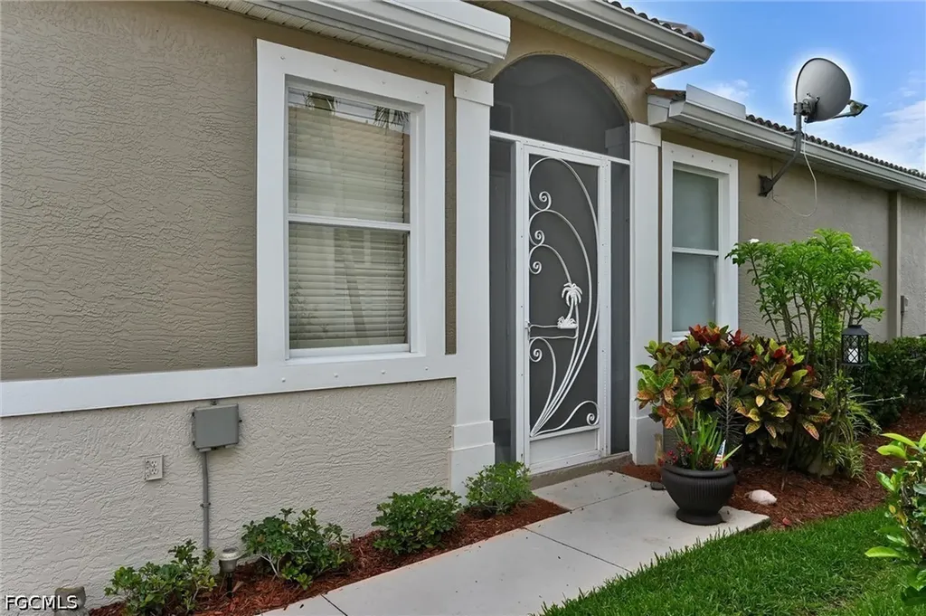 8911 Cranes Nest Court Fort Myers FL 33908