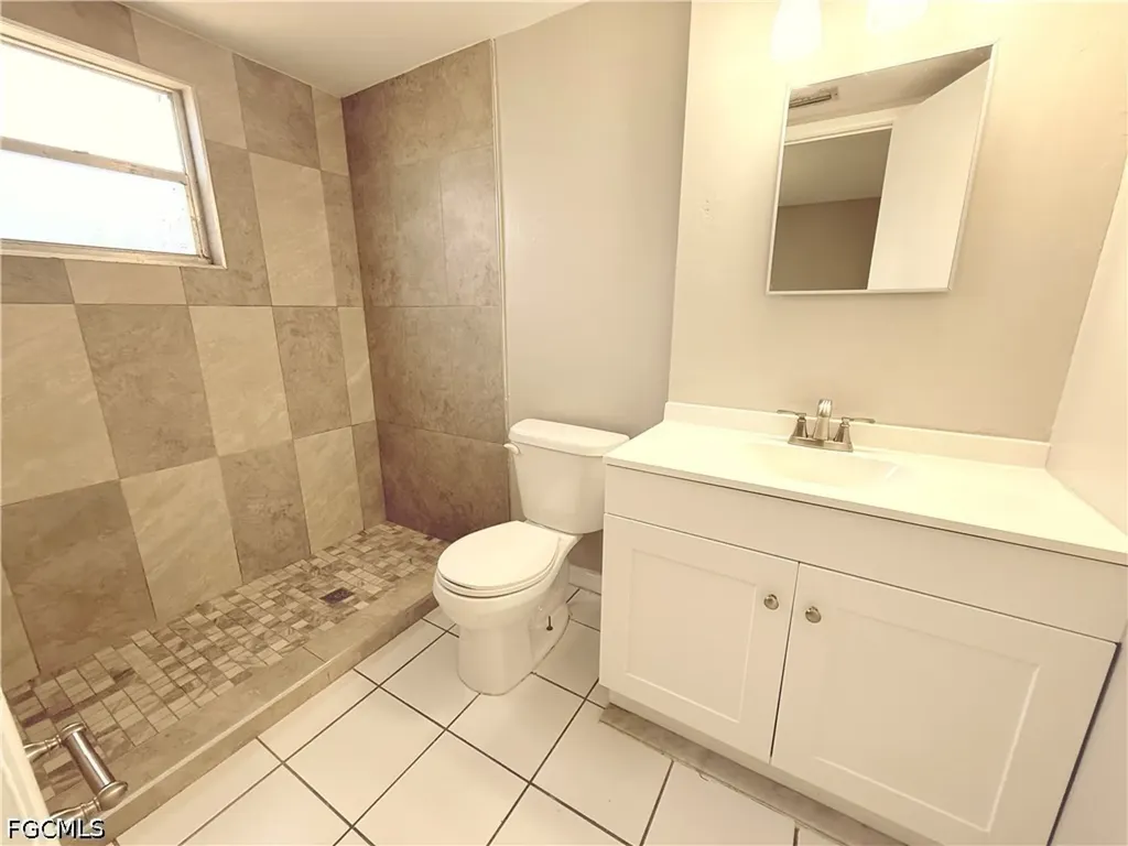 4923 Vincennes Court Cape Coral FL 33904