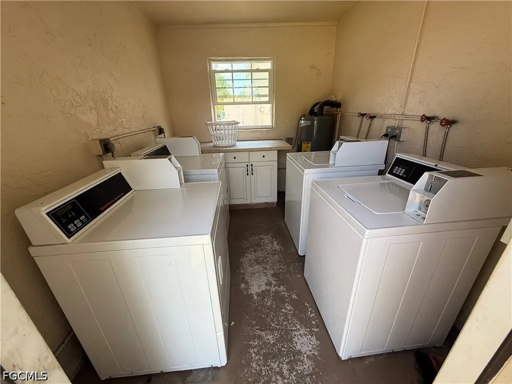 4923 Vincennes Court Cape Coral FL 33904