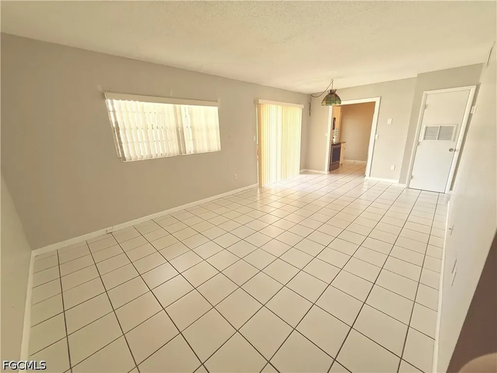 4923 Vincennes Court Cape Coral FL 33904
