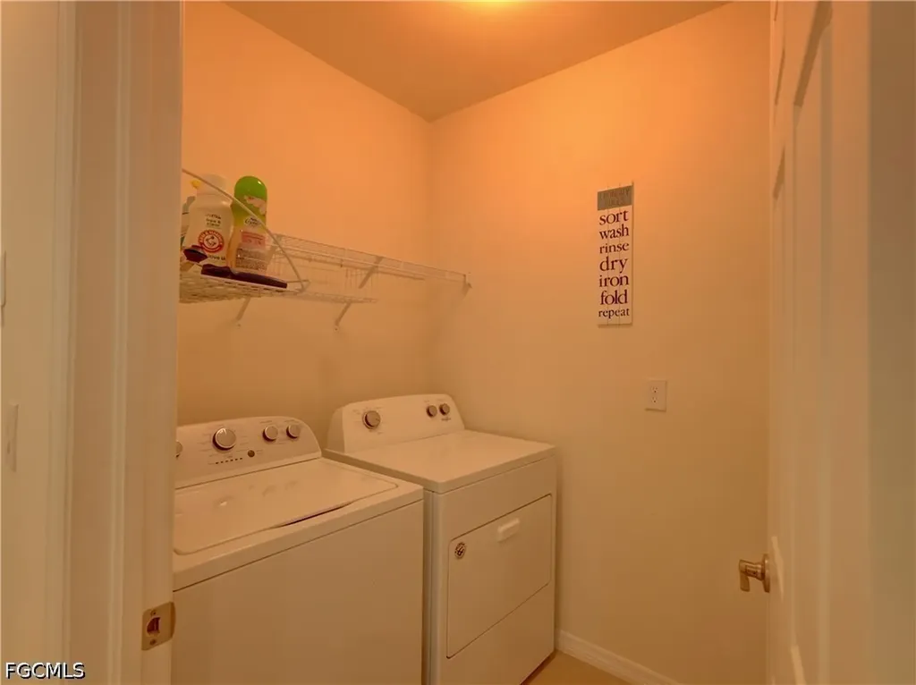 328 SW 24th Place Cape Coral FL 33991