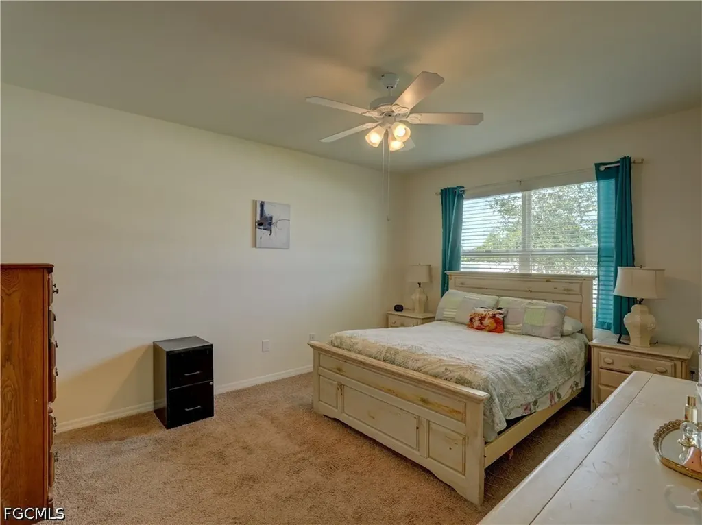 328 SW 24th Place Cape Coral FL 33991