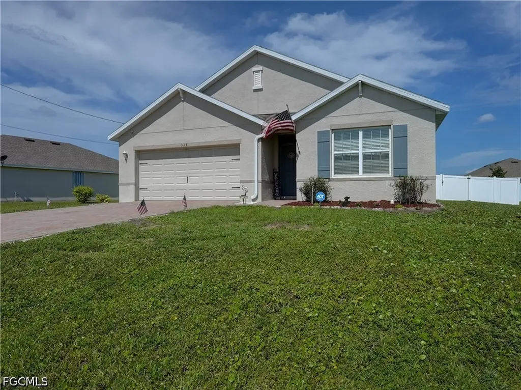 328 SW 24th Place Cape Coral FL 33991