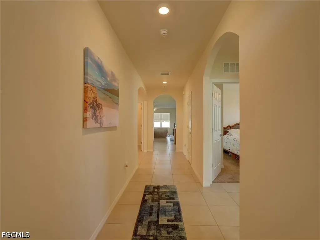 328 SW 24th Place Cape Coral FL 33991