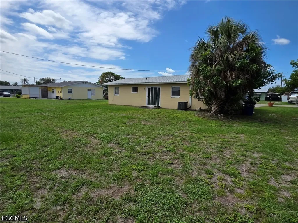 1507 Markdale Street E Lehigh Acres FL 33936