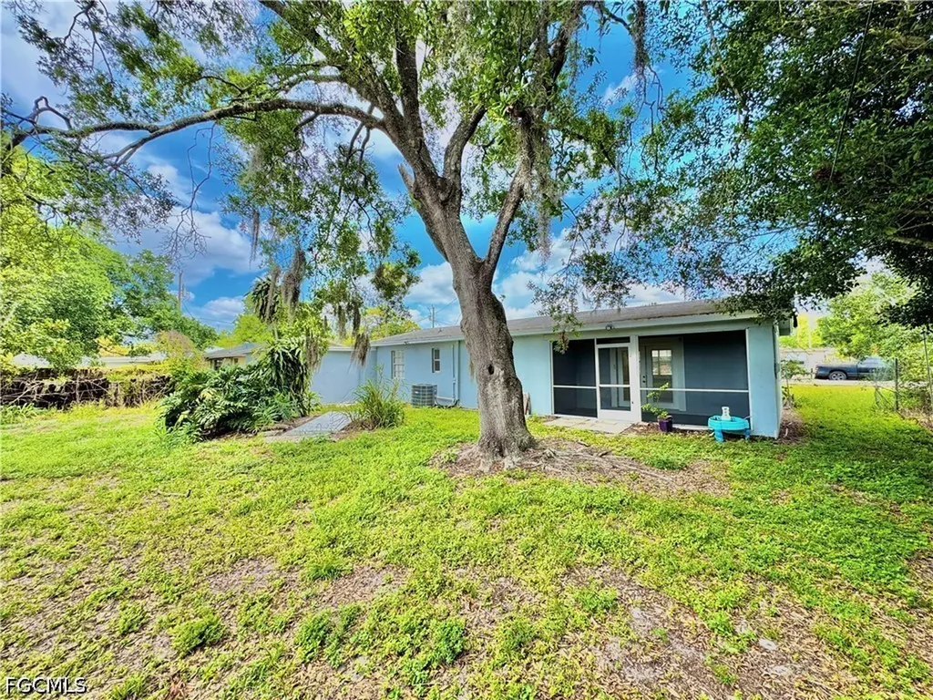 1275 Gramac Drive North Fort Myers FL 33917