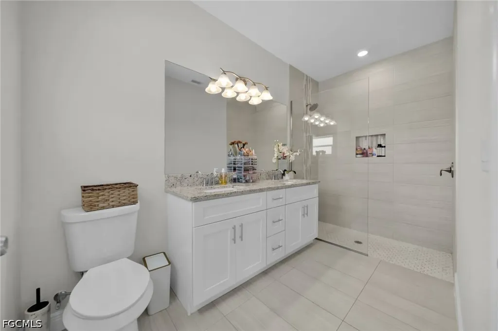 405 NW 10th Street Cape Coral FL 33993
