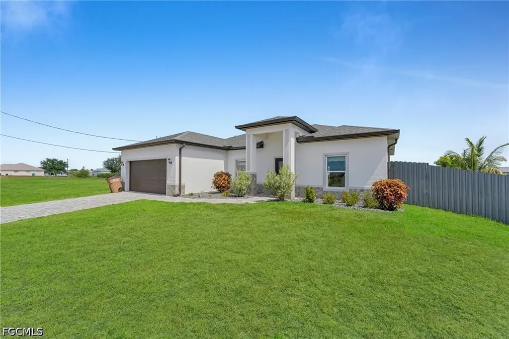 405 NW 10th Street Cape Coral FL 33993