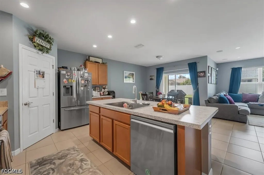 2614 SW 1st Avenue Cape Coral FL 33914