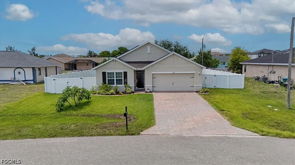 2614 SW 1st Avenue Cape Coral FL 33914