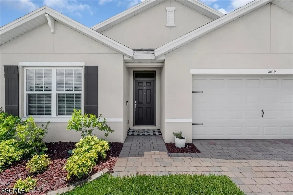 2614 SW 1st Avenue Cape Coral FL 33914
