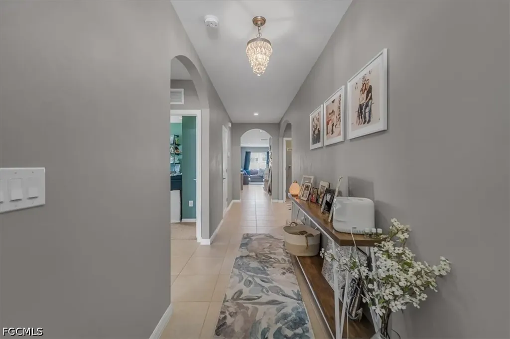 2614 SW 1st Avenue Cape Coral FL 33914