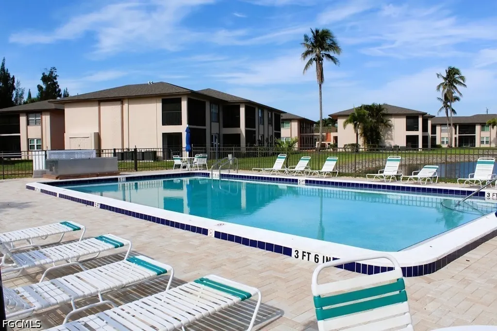 16881 Davis Road Fort Myers FL 33908