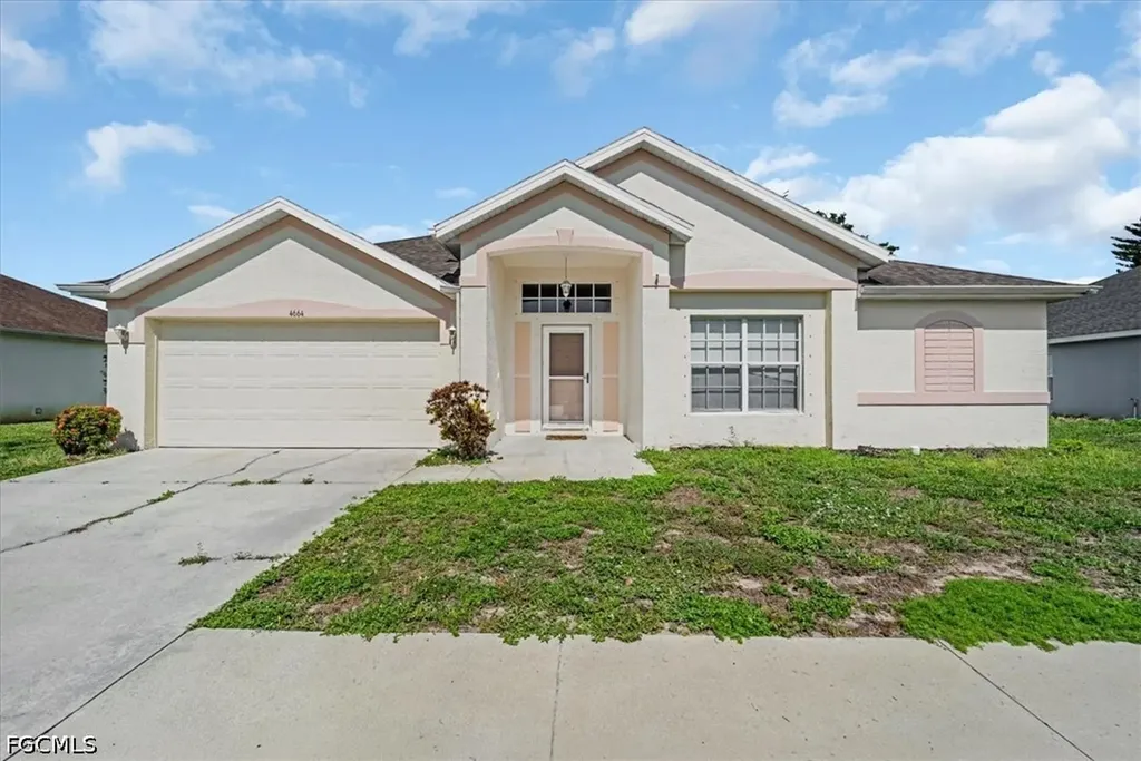 4664 Varsity Circle Lehigh Acres FL 33971