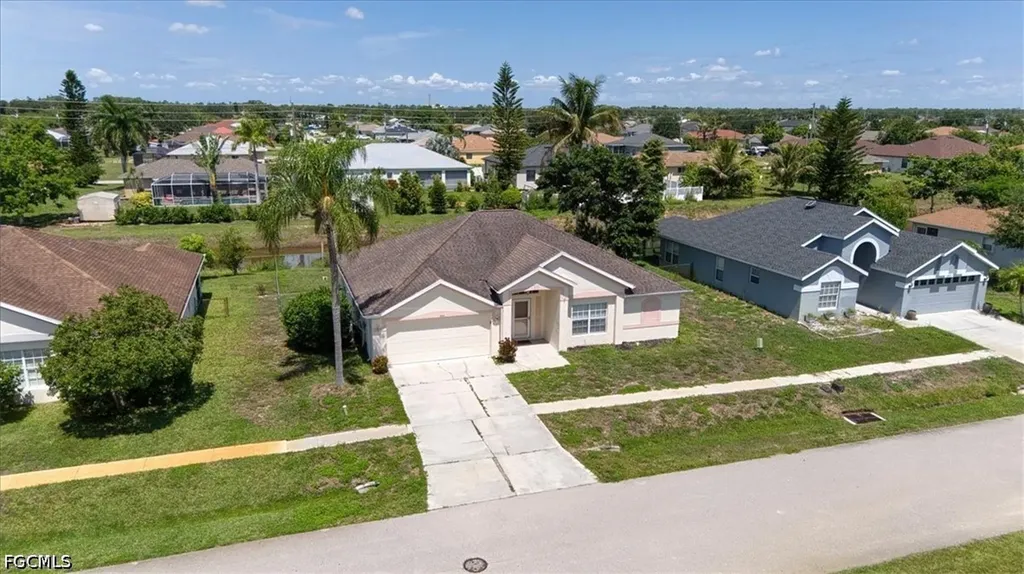 4664 Varsity Circle Lehigh Acres FL 33971