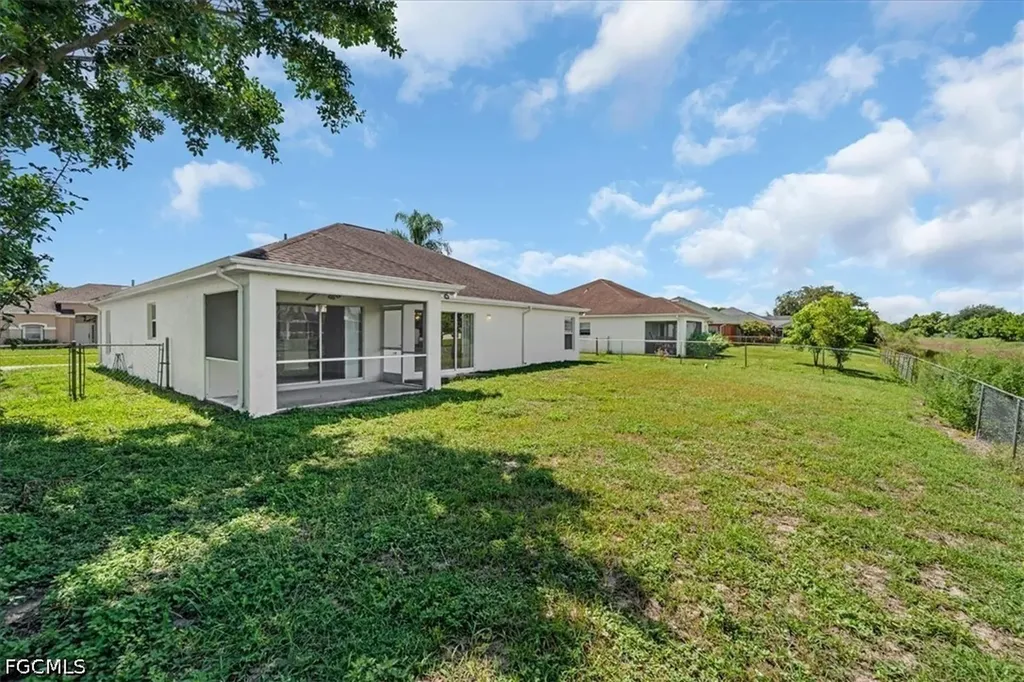 4664 Varsity Circle Lehigh Acres FL 33971