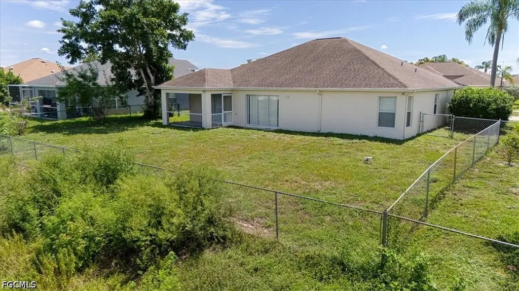 4664 Varsity Circle Lehigh Acres FL 33971