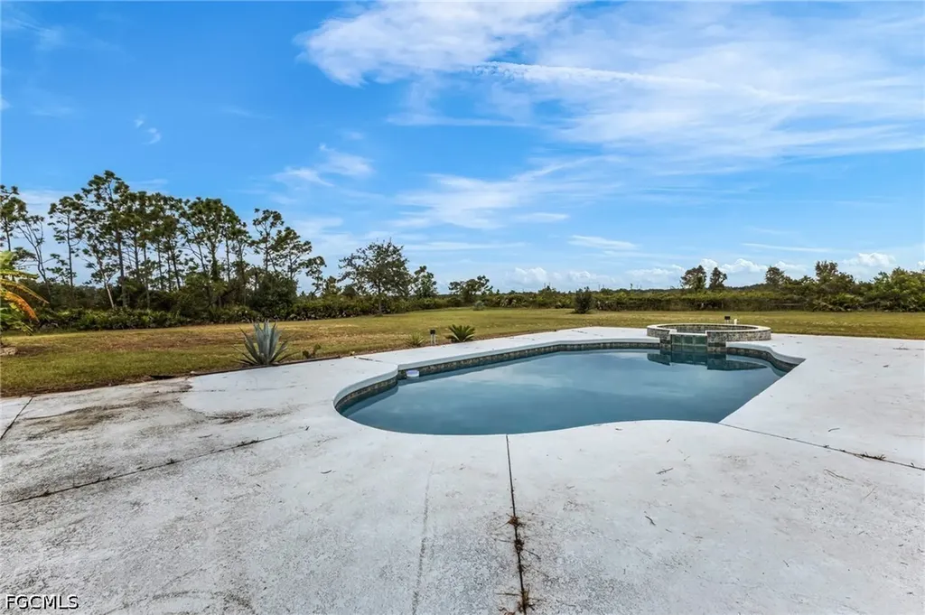 30720 Washington Loop Road Punta Gorda FL 33982