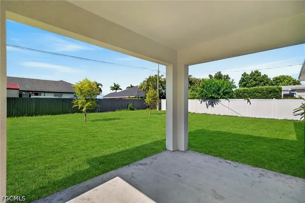 1506 NW 19th Street Cape Coral FL 33993
