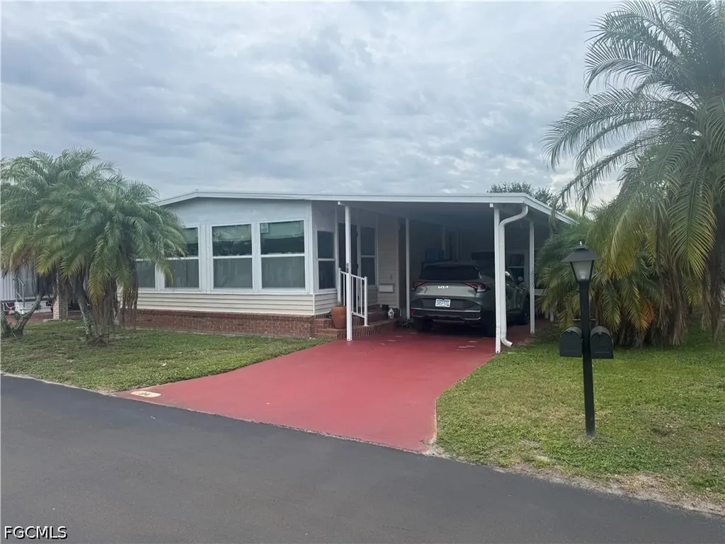 94 Poinsettia Drive Fort Myers FL 33905