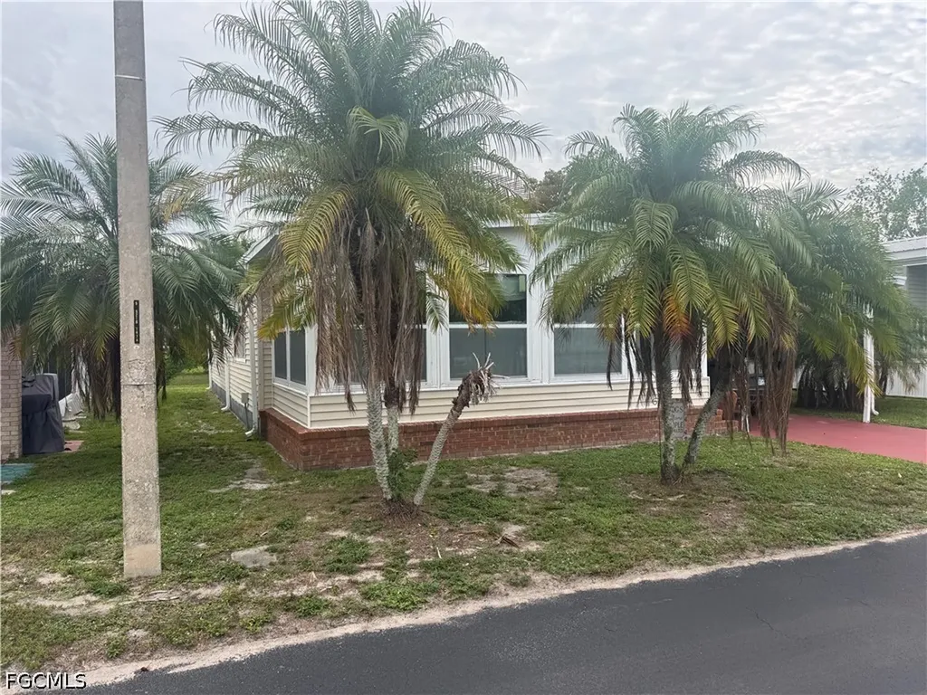 94 Poinsettia Drive Fort Myers FL 33905