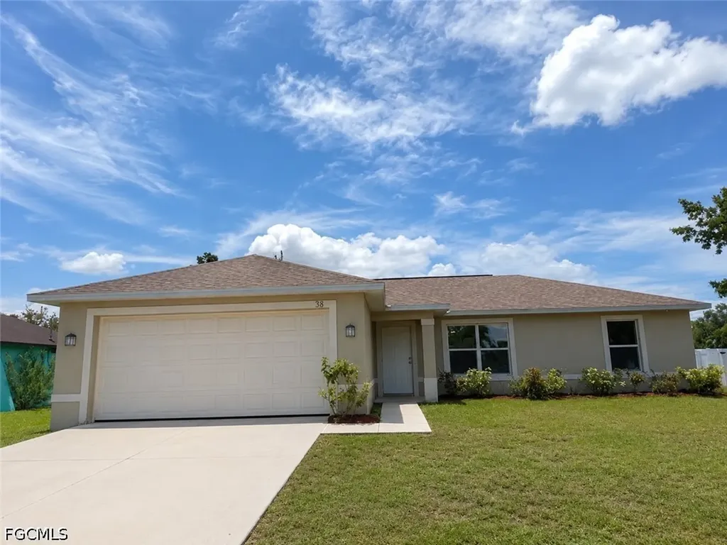 318 SE 46th Lane Cape Coral FL 33904