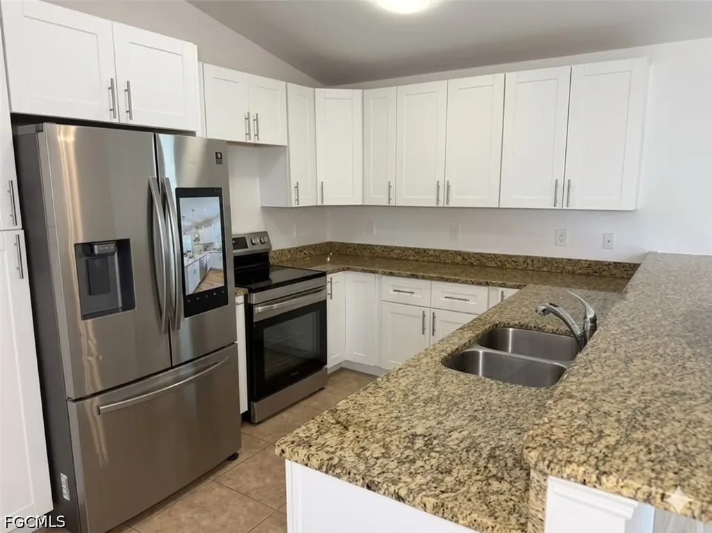 318 SE 46th Lane Cape Coral FL 33904