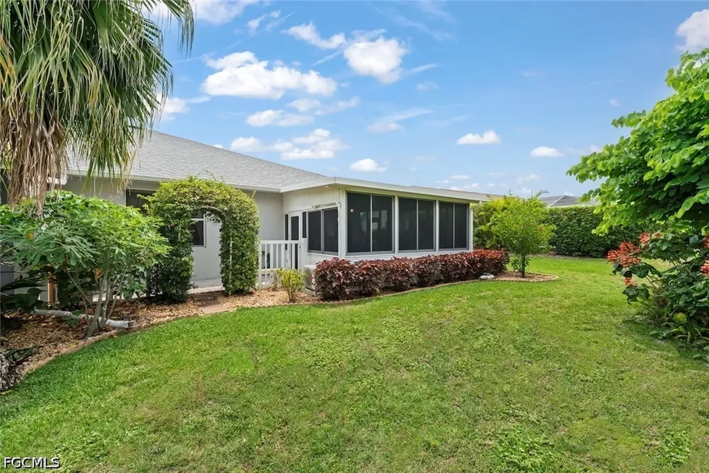 20024 Lake Vista Circle Lehigh Acres FL 33936