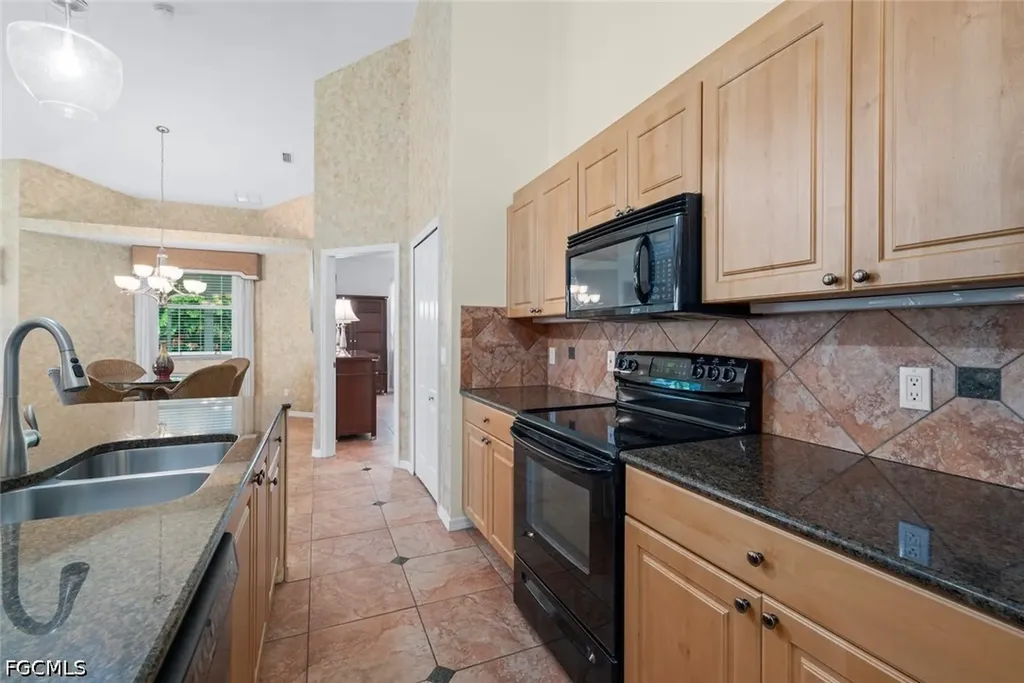 20024 Lake Vista Circle Lehigh Acres FL 33936