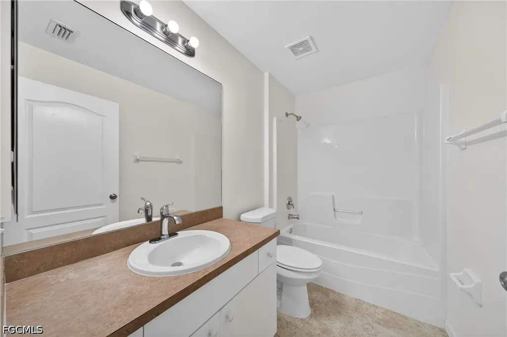 510 Beach Avenue S Lehigh Acres FL 33974