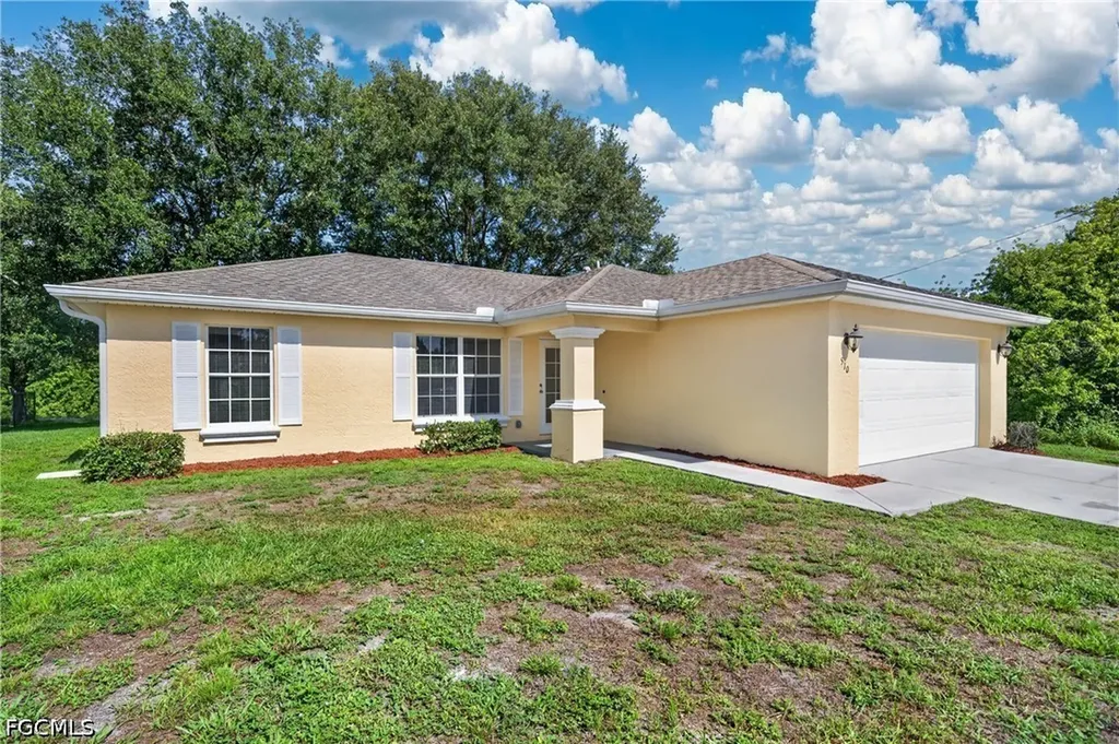 510 Beach Avenue S Lehigh Acres FL 33974