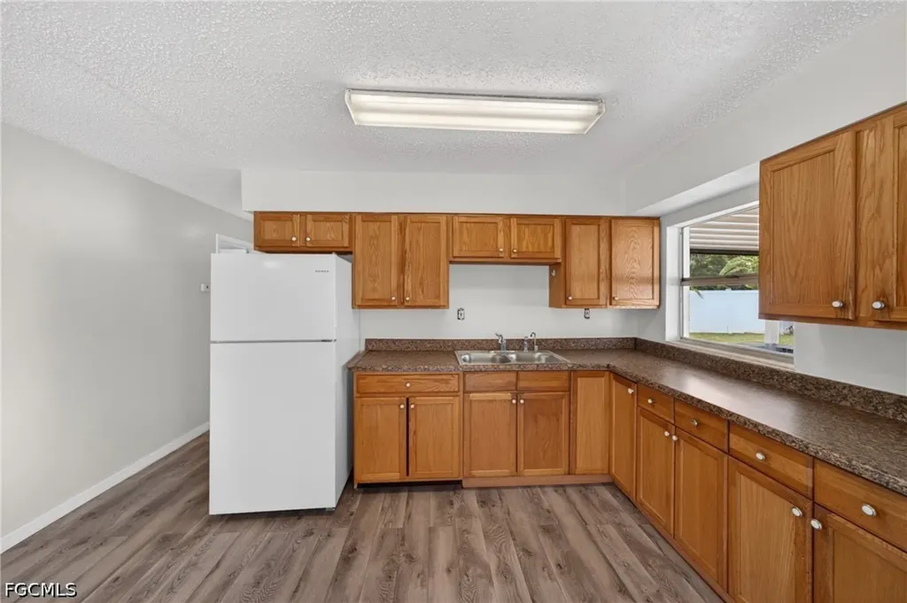 2254 9th Terrace Lehigh Acres FL 33936