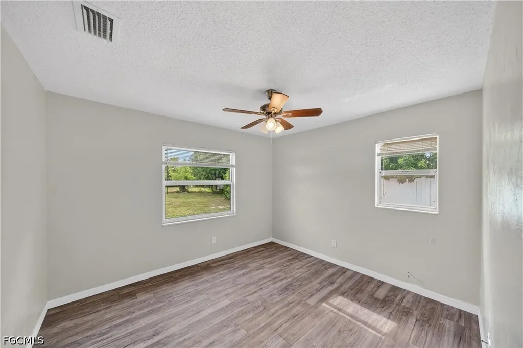 2254 9th Terrace Lehigh Acres FL 33936