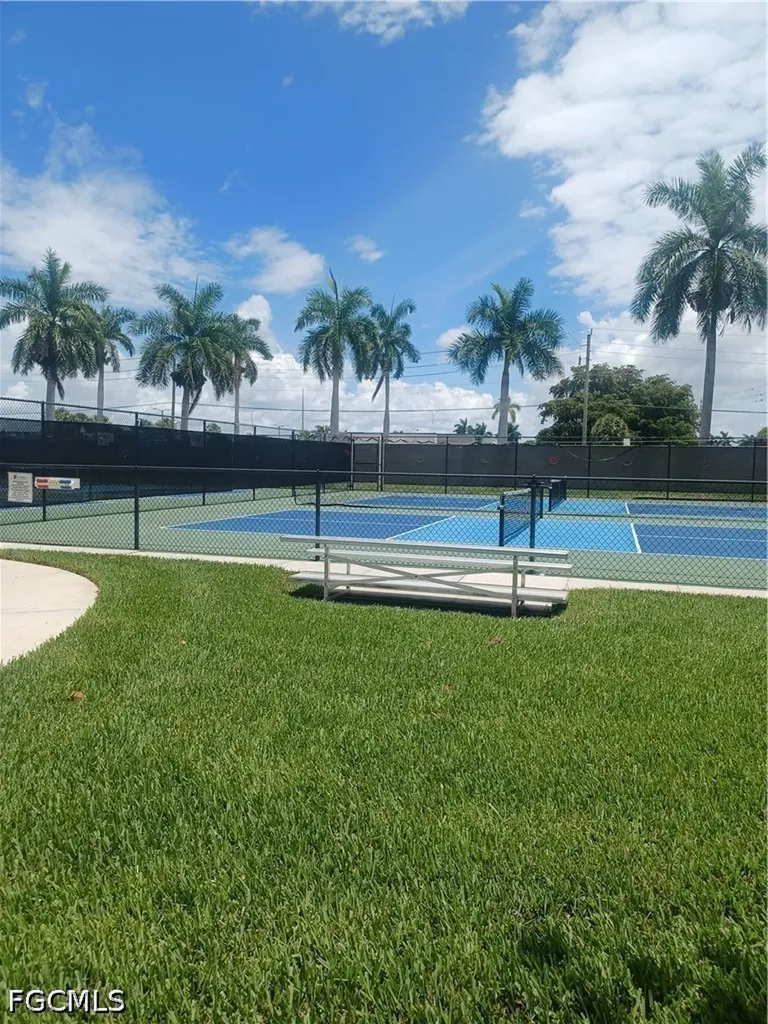 4100 Steamboat Bend E Fort Myers FL 33919