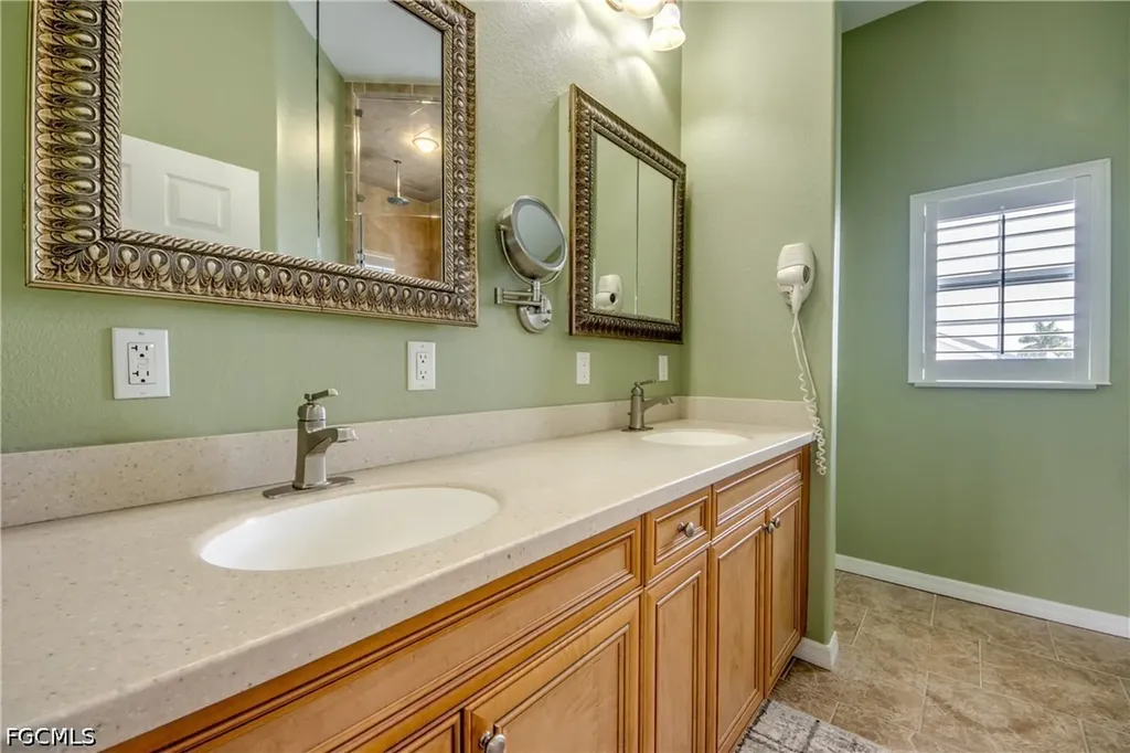 3426 SW 7th Lane Cape Coral FL 33991