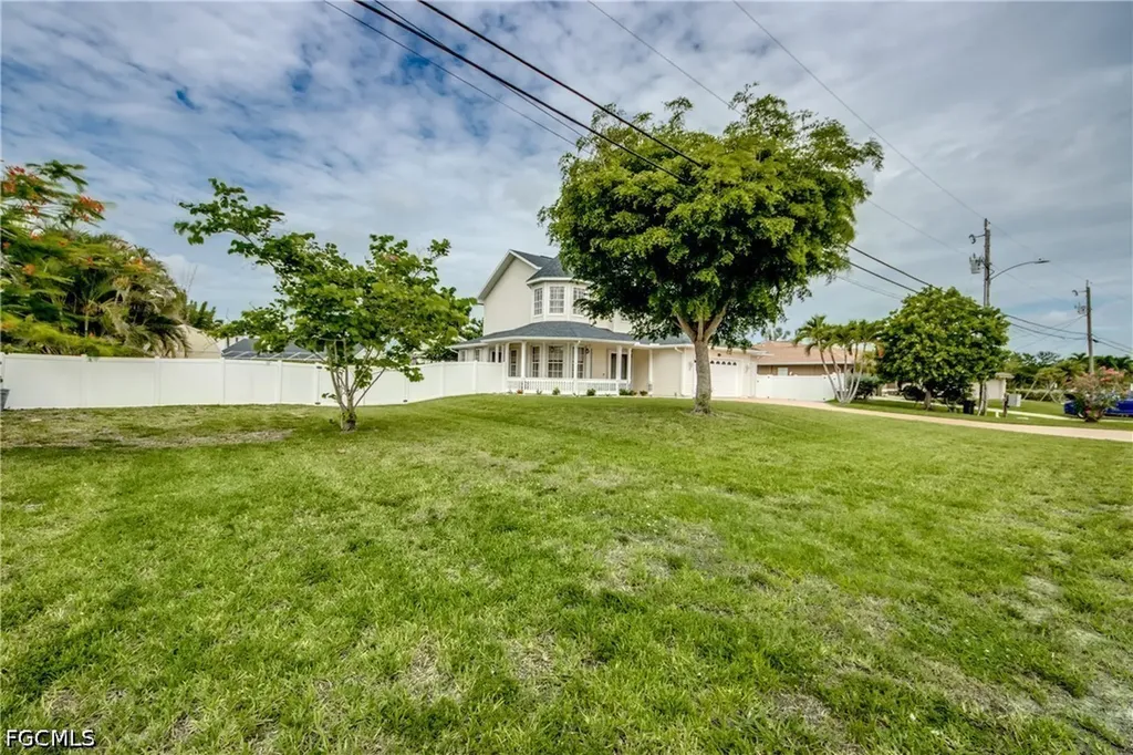 3426 SW 7th Lane Cape Coral FL 33991