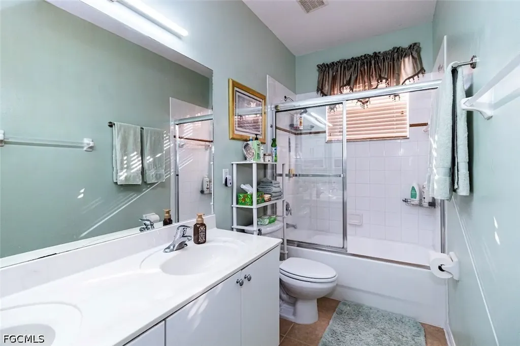 2540 Keystone Lake Drive Cape Coral FL 33909