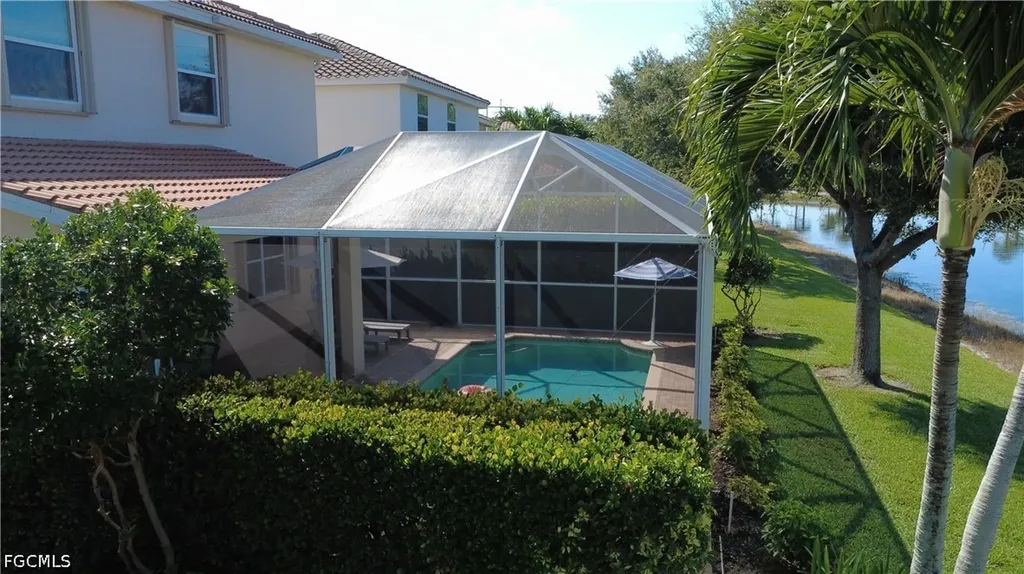 2540 Keystone Lake Drive Cape Coral FL 33909