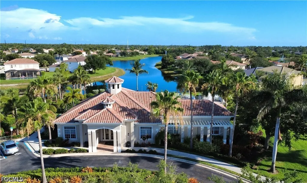 2540 Keystone Lake Drive Cape Coral FL 33909