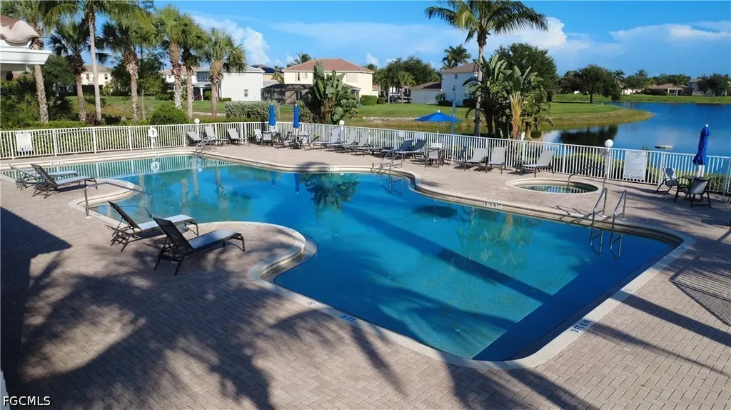 2540 Keystone Lake Drive Cape Coral FL 33909