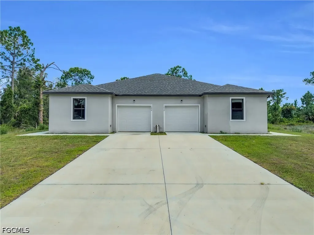 1054 Ainsworth Street E Lehigh Acres FL 33974
