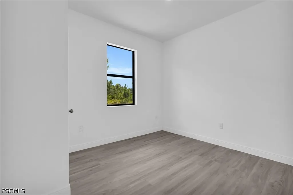 1054 Ainsworth Street E Lehigh Acres FL 33974