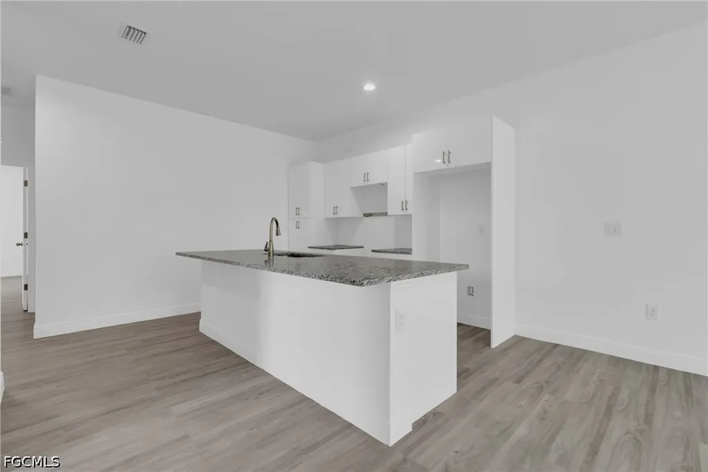 1054 Ainsworth Street E Lehigh Acres FL 33974