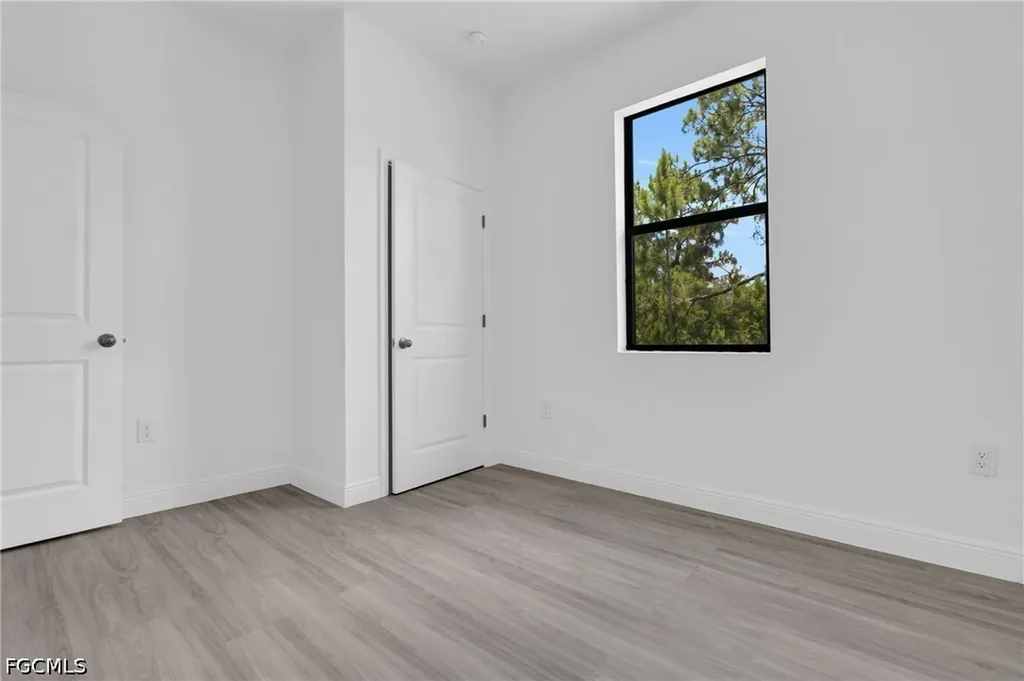 1054 Ainsworth Street E Lehigh Acres FL 33974
