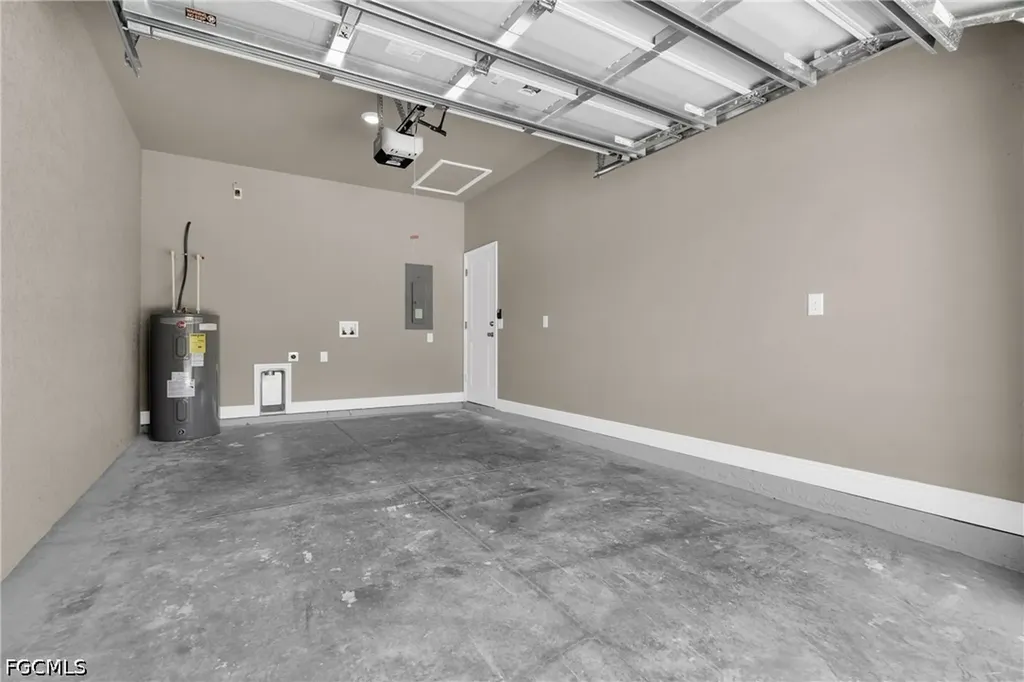 1054 Ainsworth Street E Lehigh Acres FL 33974