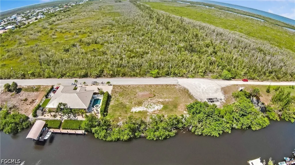2807 Cussell Drive St. James City FL 33956
